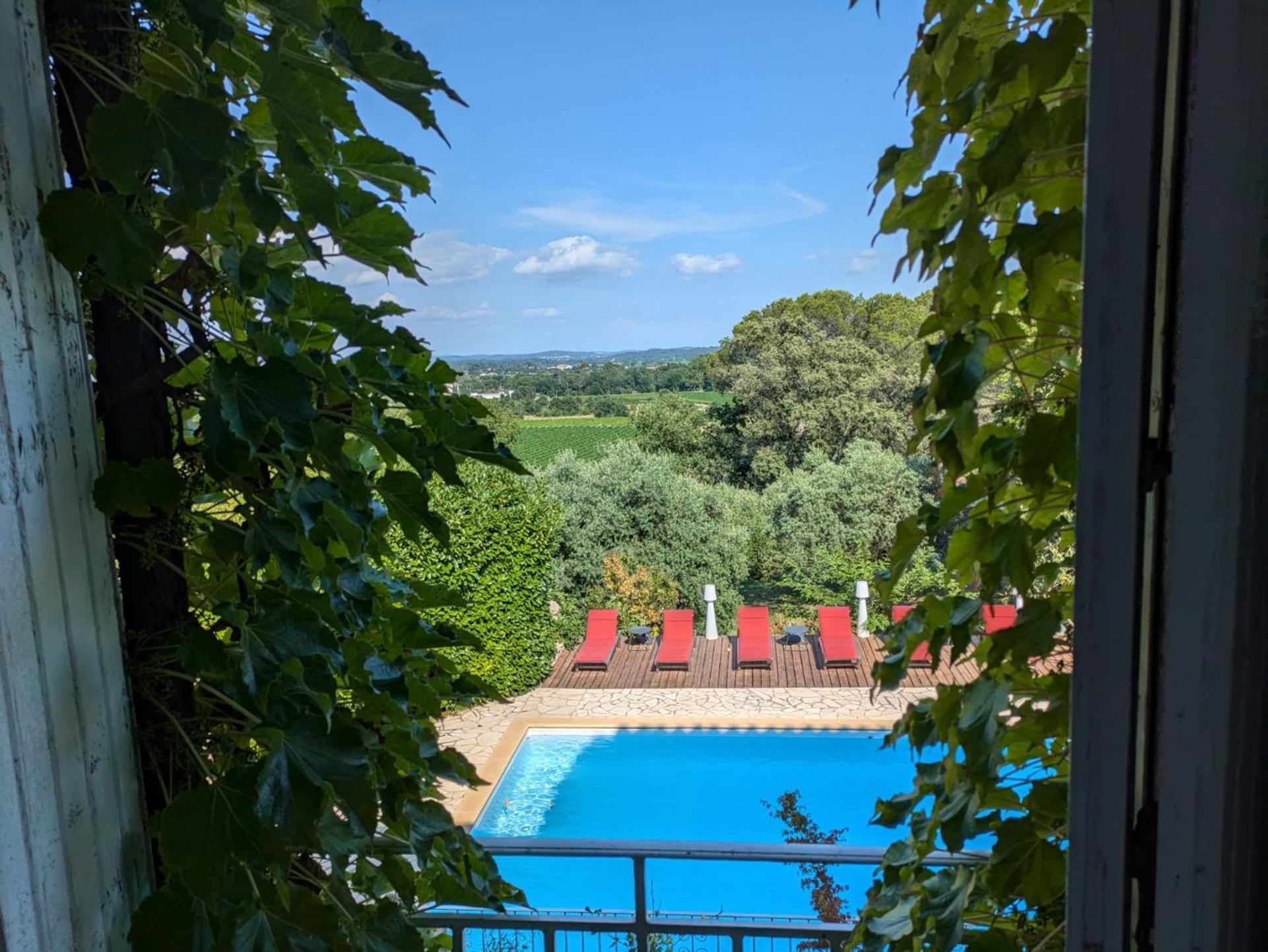 Le Domaine Du Soulier -Gite Et Chambres D'Hotes - La Maison Du Gardien Tornac Exterior photo